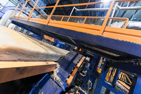 Come si può ottimizzare il flusso d'aria del motore in un veicolo di Formula 1?