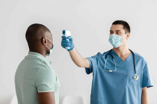 Quali sono i passaggi per ottenere la certificazione Leed per un edificio residenziale in Italia?